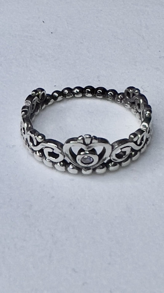 Anillo de plata diseño Corona