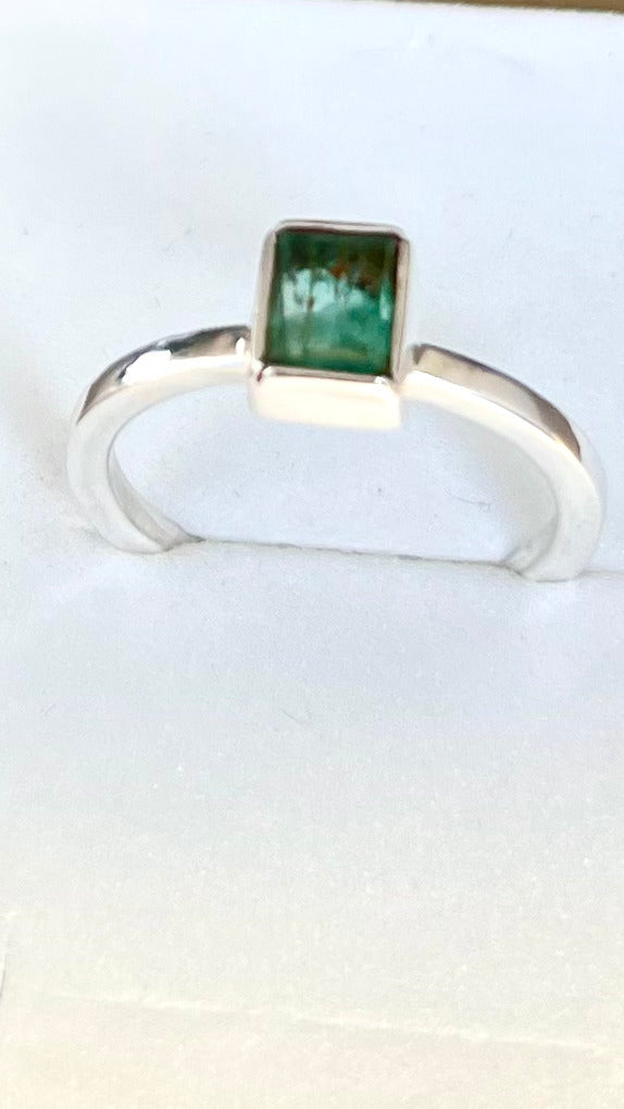 Anillo Piedra Esmeralda