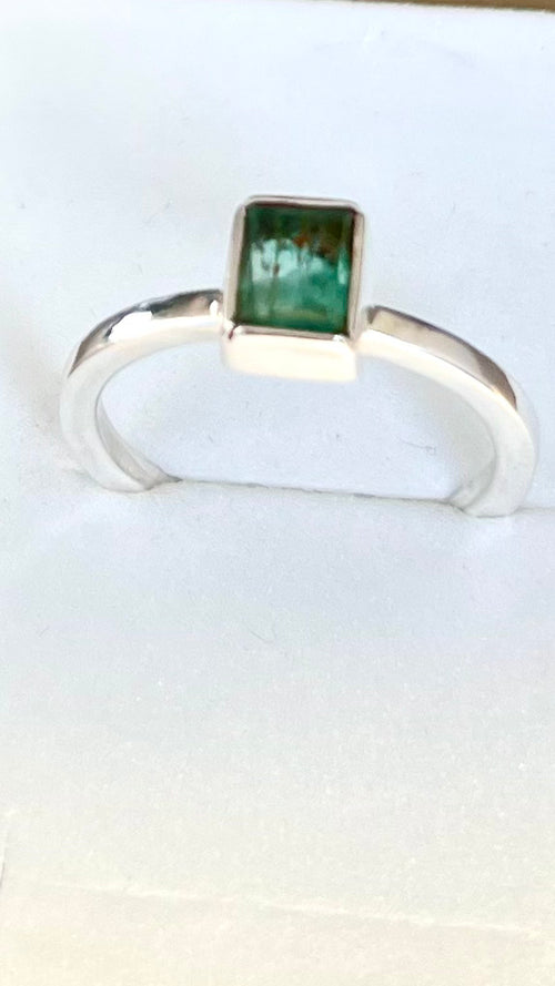 Anillo Piedra Esmeralda