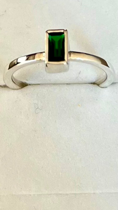 Anillo de Plata piedra esmeralda